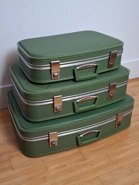 Vintage 3 Piece Nesting Luggage Set Avocado Green Hard Shell 1970s Suitcase